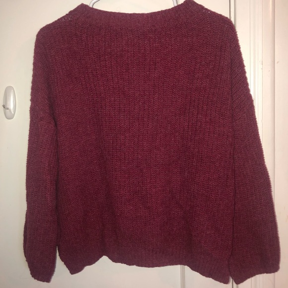 Burgundy sweater - Picture 2 of 2